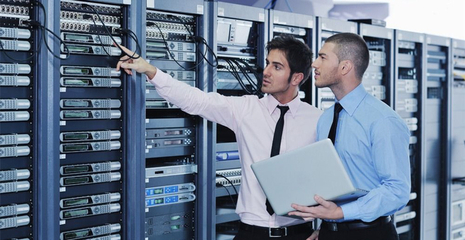 數(shù)據(jù)托管與應(yīng)用軟件服務(wù) 企業(yè)數(shù)字化轉(zhuǎn)型的雙引擎